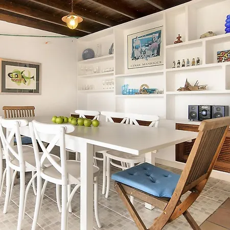 בית נופש Casa La Marea *